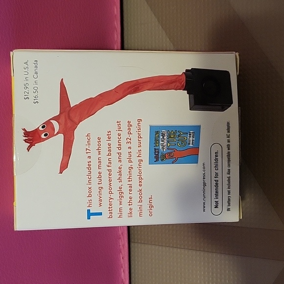 Table top wacky waving tube man - Picture 3 of 5